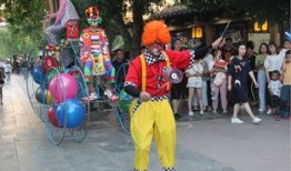 欢乐谷吃瓜群众