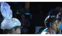 霸道吃瓜图片搞笑,笑翻全场！