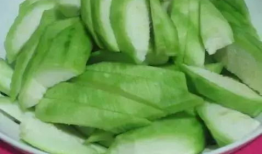 吃角瓜舌头麻,揭秘吃角瓜的独特体验