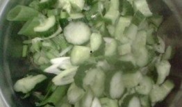 洋瓜可以和葱一起吃吗,健康美味两不误