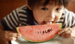 吃瓜八封,吃瓜群众眼中的八卦风云录