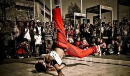 韩国街舞吃瓜事件,揭秘韩国街舞圈吃瓜事件背后的真相