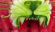 拐子牛吃瓜,一场田园牧歌的生态盛宴